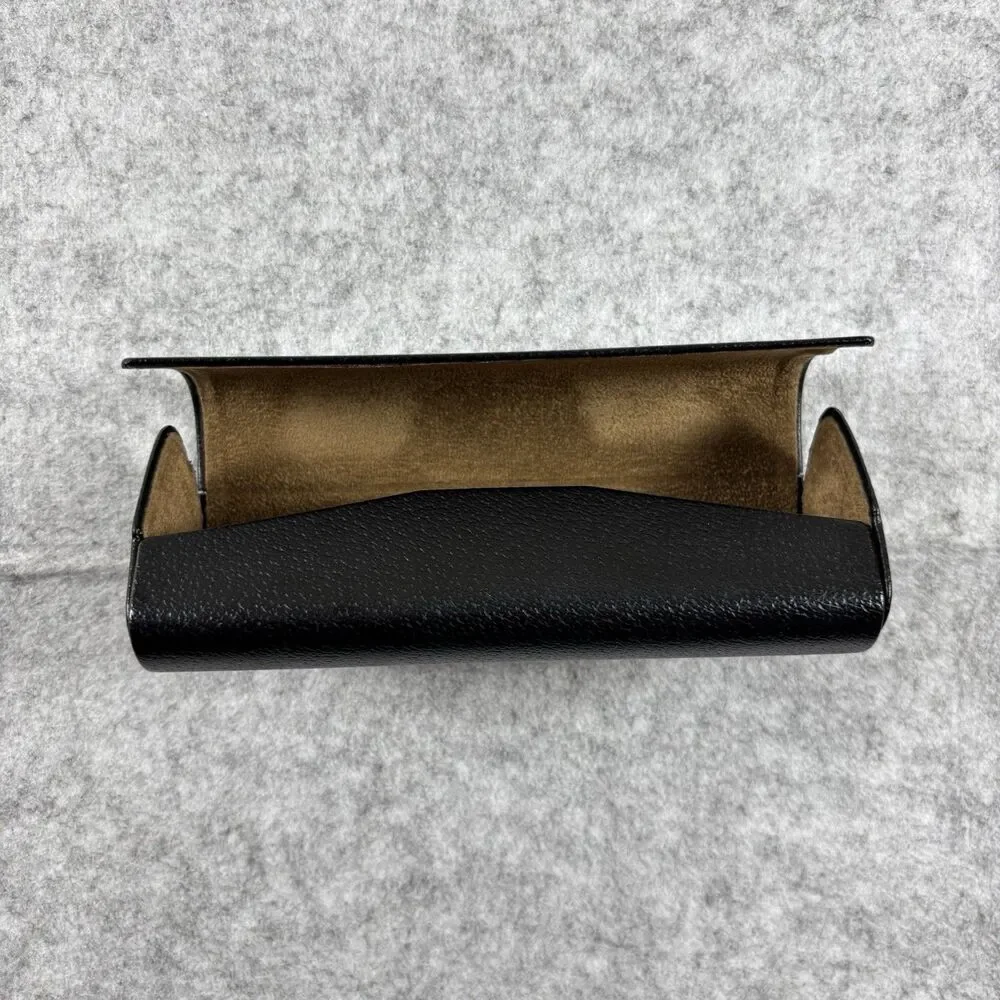 Burberry London England Eyeglasses Sunglasses Hard Case Holder Black Pebbled